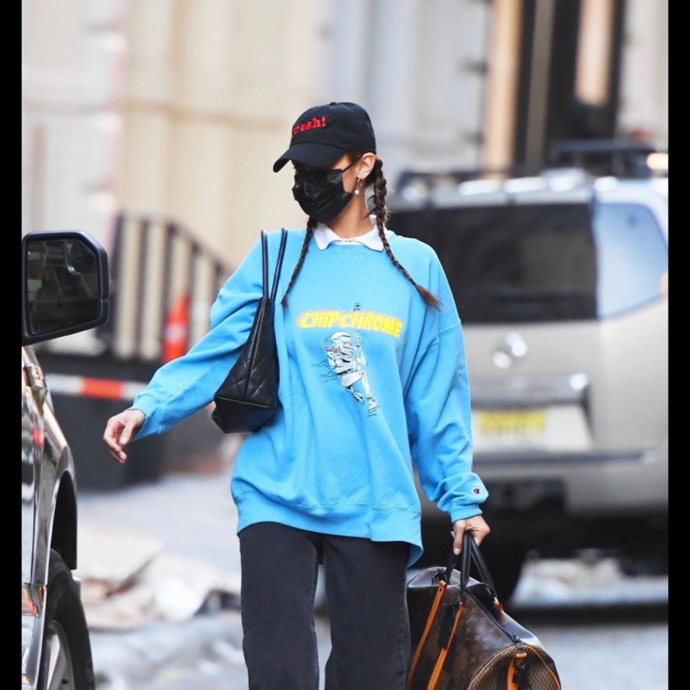 PERFECT CONDITION Chip chrome blue crewneck